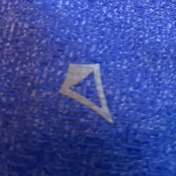 Ivivva by Lululemon Village Chill scarf - Picture 3 of 4